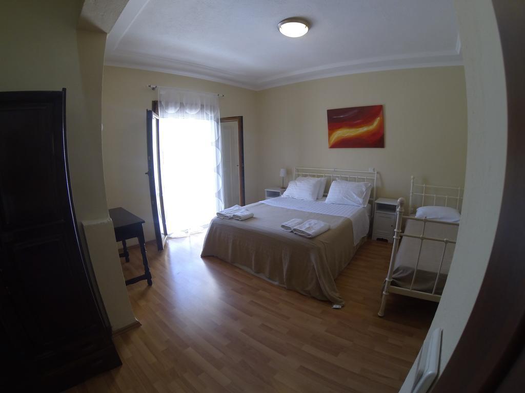 Golden Sun Apartment Parga Room photo