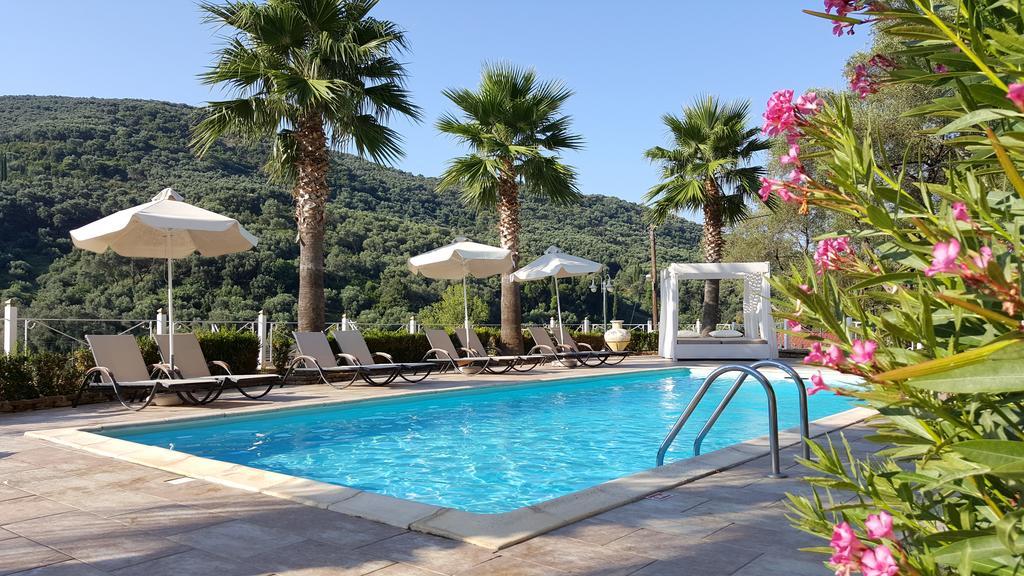 Golden Sun Apartment Parga Exterior photo