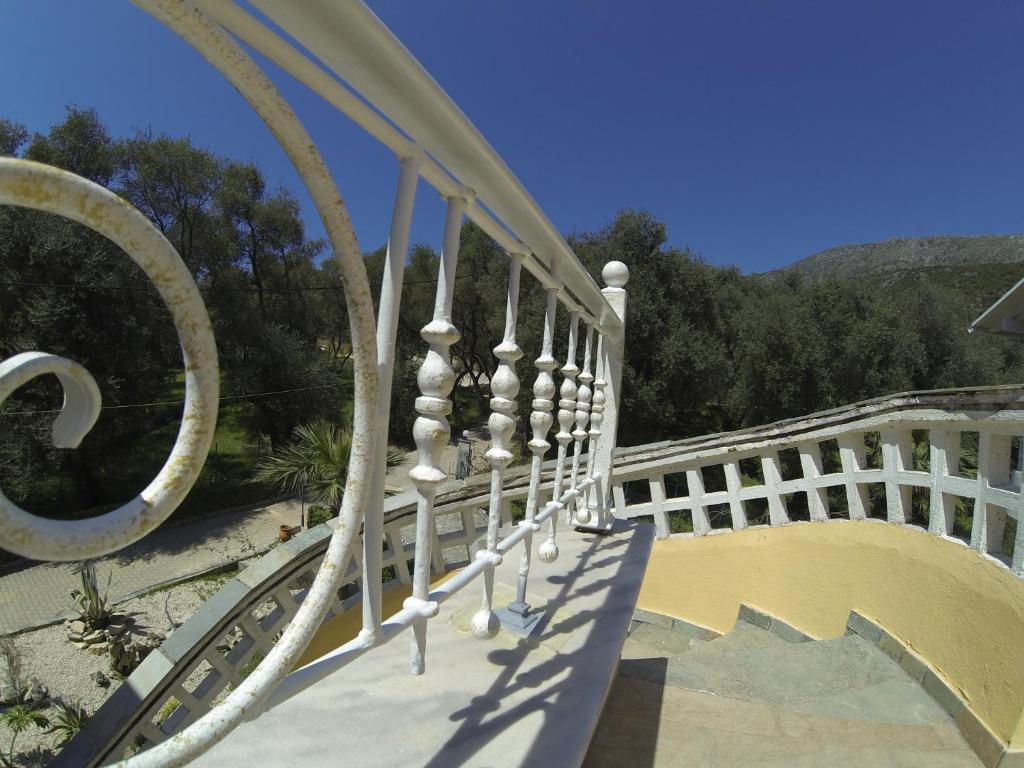 Golden Sun Apartment Parga Exterior photo